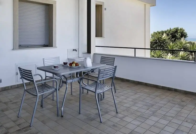 آپارتمان 2 خوابه, Sikelika Residence Sul Mare