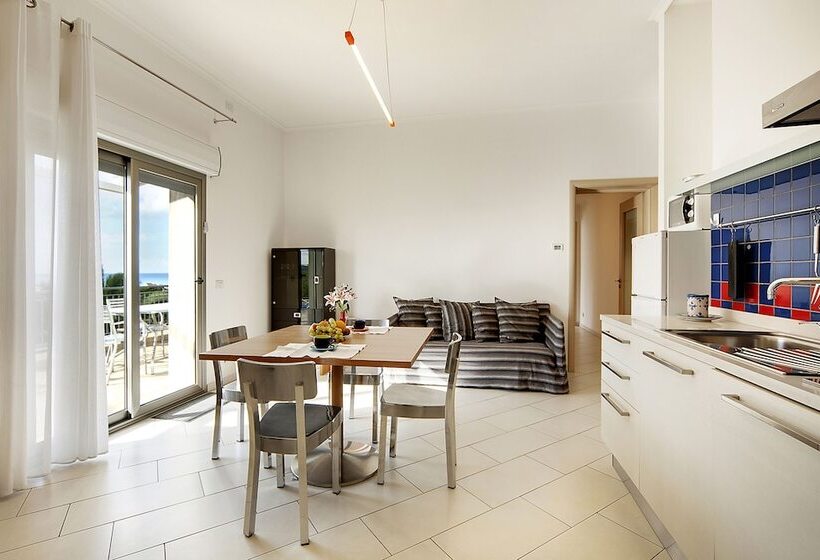 Апартаменты 3 Спальни, Sikelika Residence Sul Mare