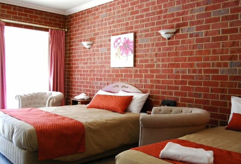 Номер Стандарт, Elms Motor Inn