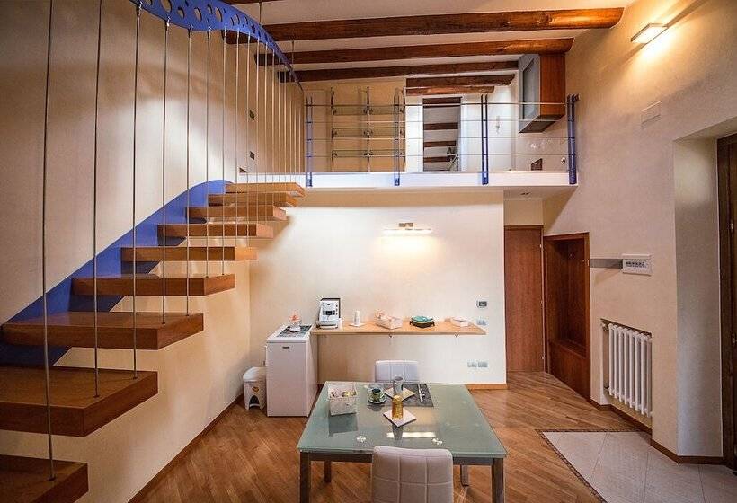 اتاق لوکس, La Terrazza