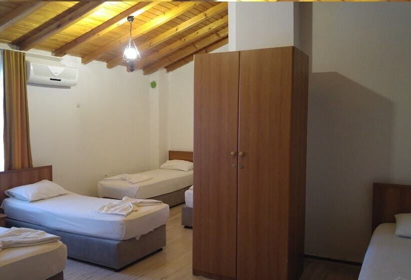 阁楼房, Grand Ece