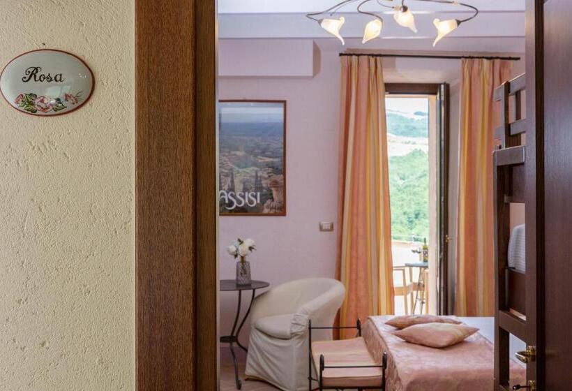 اتاق استاندارد چهار تخته, Agriturismo Colle Pu