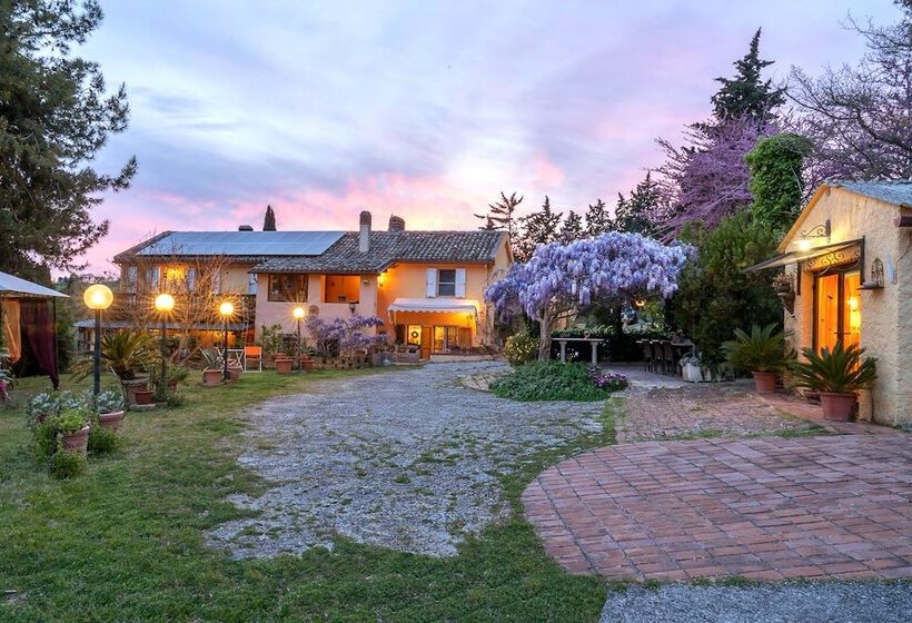 اتاق استاندارد سه نفره, B&b Glicine