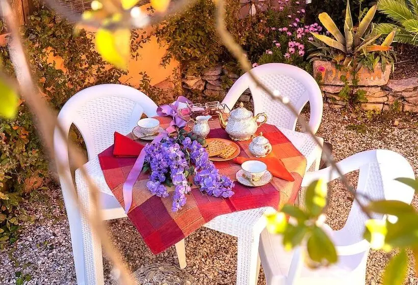 اتاق استاندارد سه نفره, B&b Glicine
