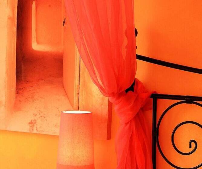 اتاق استاندارد سه نفره, B&b Glicine