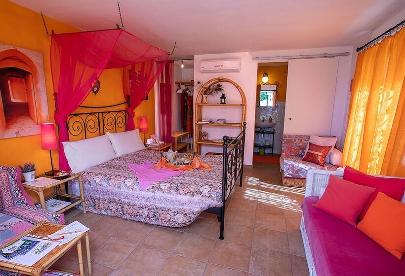 اتاق استاندارد سه نفره, B&b Glicine