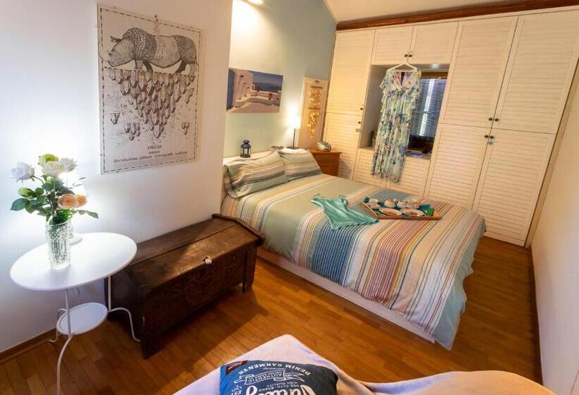اتاق استاندارد سه نفره, B&b Glicine