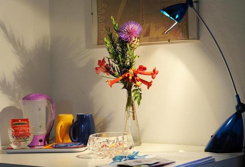 اتاق استاندارد سه نفره, B&b Glicine