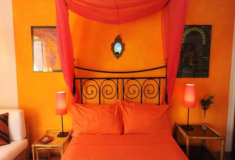 اتاق استاندارد سه تخته با چشمانداز باغ, B&b Glicine