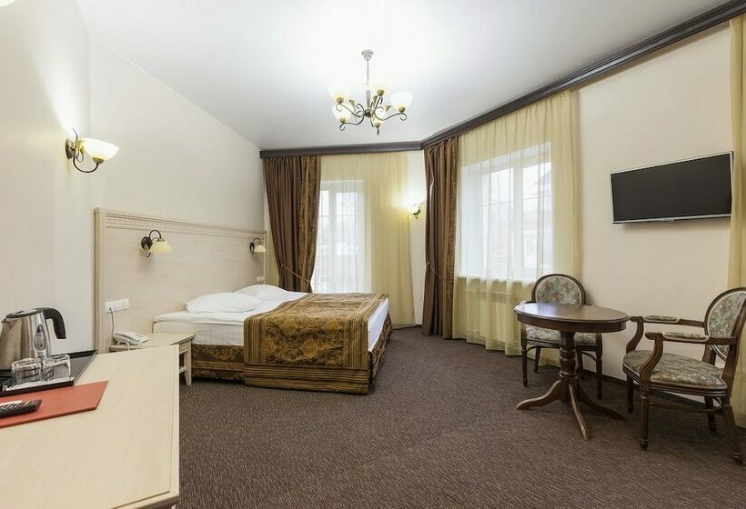 高级大房间, Gatchina