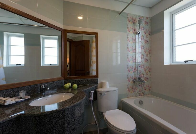 Номер Deluxe Вид на Город, Grand Bayon Siem Reap