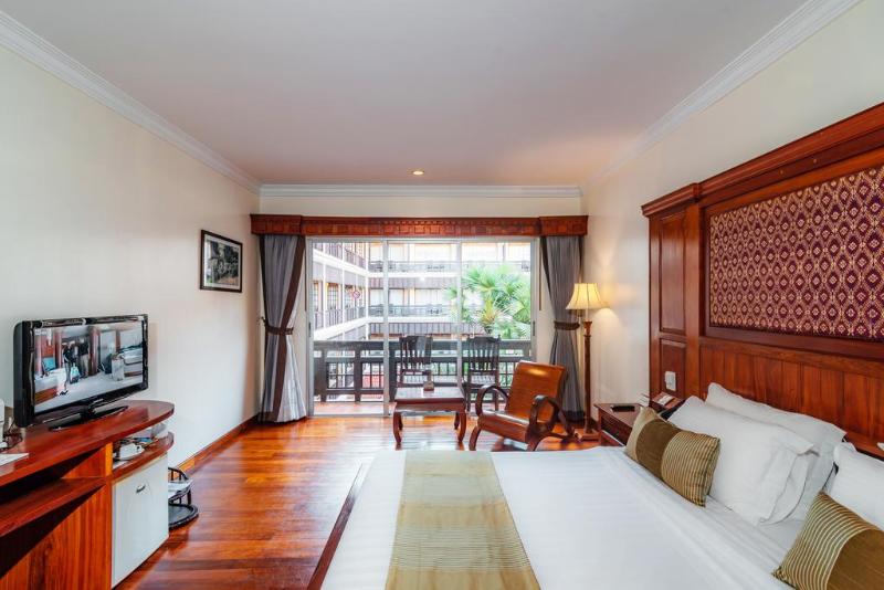 اتاق لوکس با چشم‌انداز استخر, Grand Bayon Siem Reap