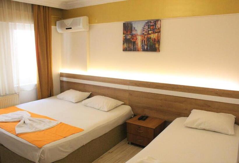 四人标准间, Grand Ece