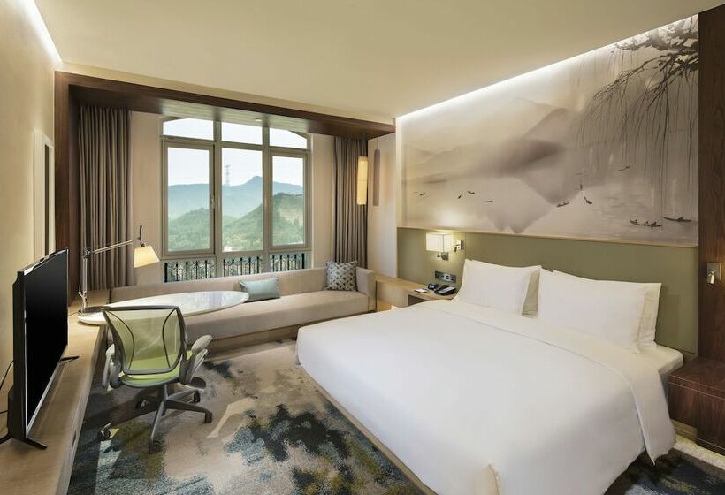 Номер Стандарт Двуспальная Кровать, Hilton Garden Inn Hangzhou Lu'niao