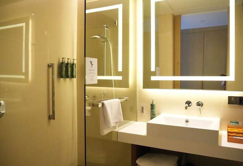 Номер Стандарт, Hilton Garden Inn Hangzhou Lu'niao