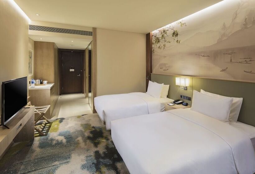 Номер Стандарт, Hilton Garden Inn Hangzhou Lu'niao
