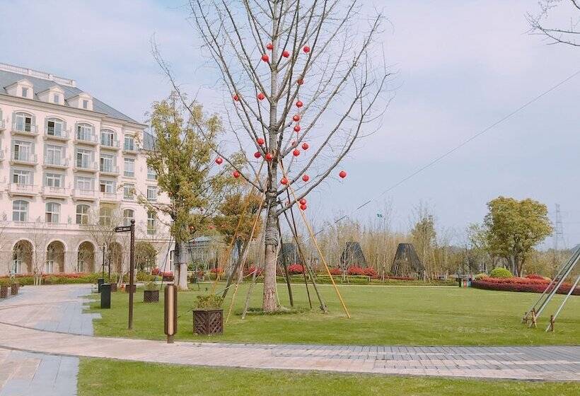 Семейный Номер, Hilton Garden Inn Hangzhou Lu'niao