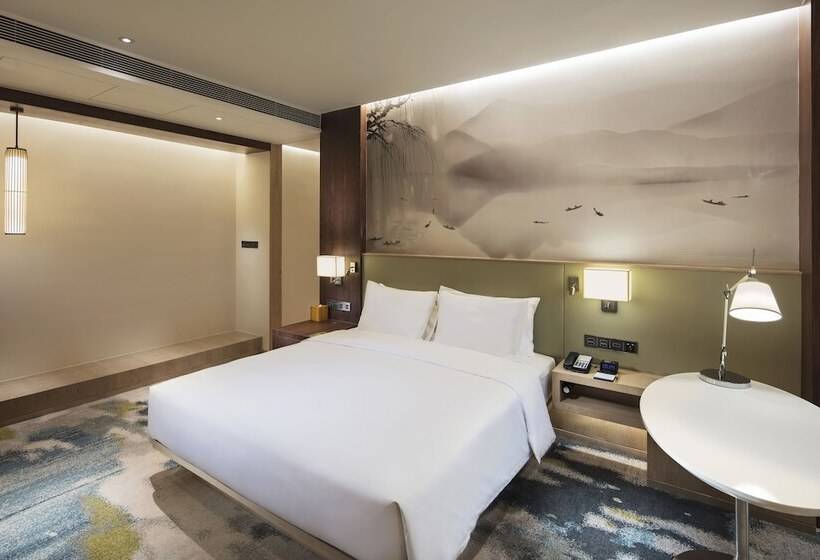 Люкс Дюплекс, Hilton Garden Inn Hangzhou Lu'niao