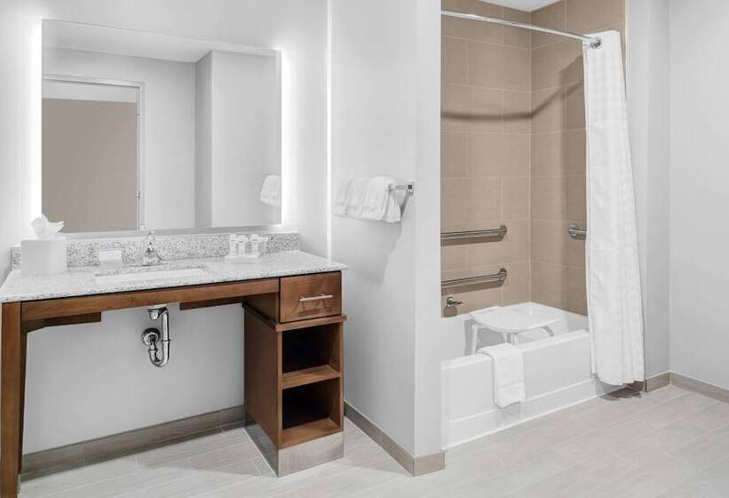 Люкс Адаптированный для Инвалидов, Homewood Suites By Hilton Wauwatosa Milwaukee