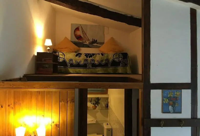 Huoneisto 1 Makuuhuone, Agriturismo Podere Conte Ràcani