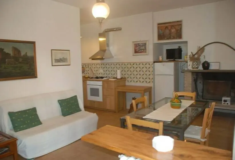 Huoneisto 2 Makuuhuonetta, Agriturismo Podere Conte Ràcani