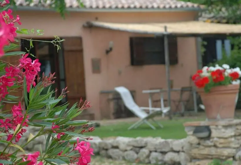 Huoneisto 1 Makuuhuone, Agriturismo Podere Conte Ràcani