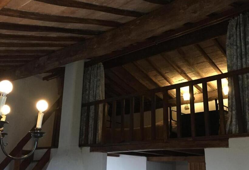 Apartamento 3 Dormitórios, Podere Conte Racani