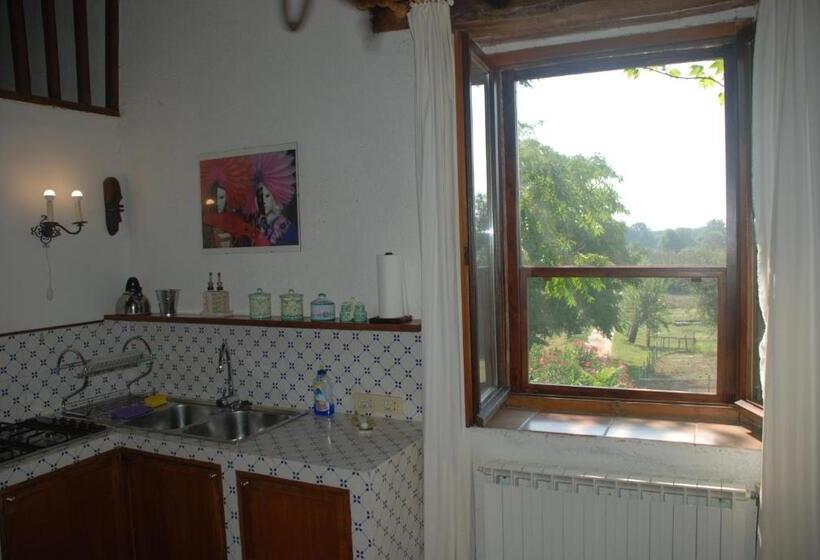 Apartamento 3 Dormitórios, Podere Conte Racani
