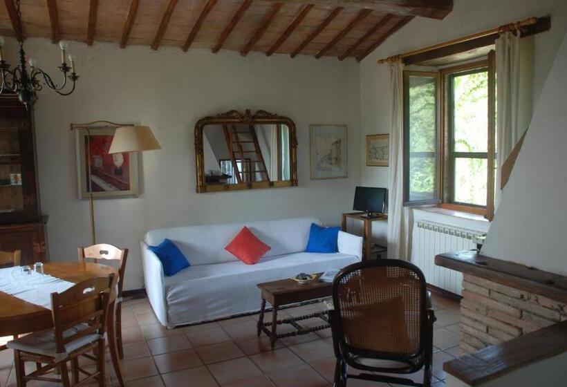 Apartamento 3 Dormitórios, Podere Conte Racani