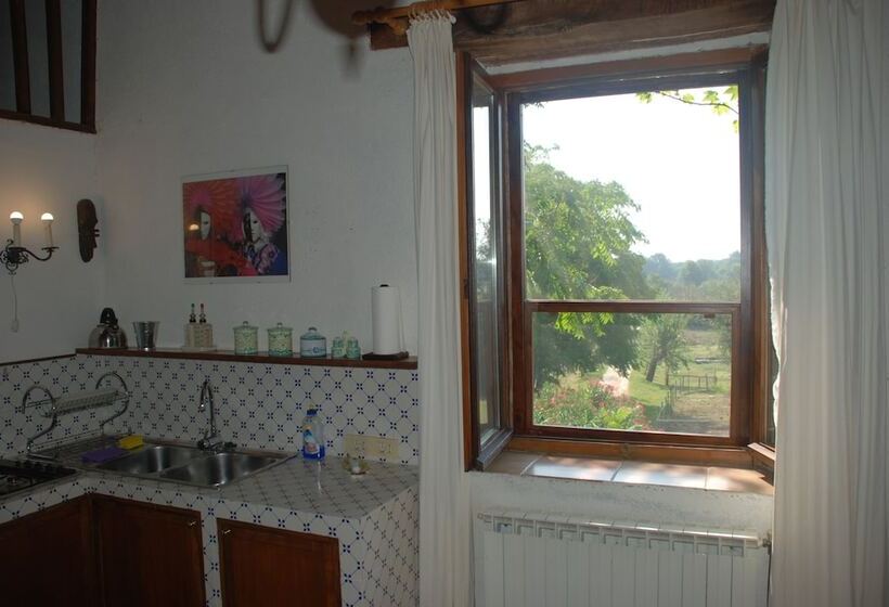 Apartamento 3 Dormitórios, Podere Conte Racani