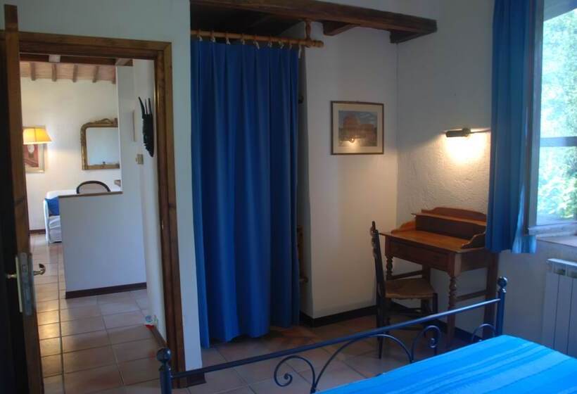 Apartamento 3 Dormitórios, Podere Conte Racani