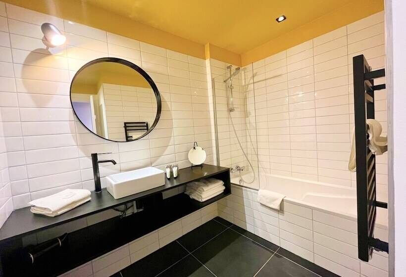 Четырехместный Номер Deluxe, Restaurant Vaillant Proche Europapark Rulantica