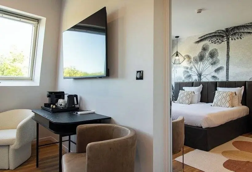 Deluxe Neljän Hengen Huone, Restaurant Vaillant Proche Europapark Rulantica