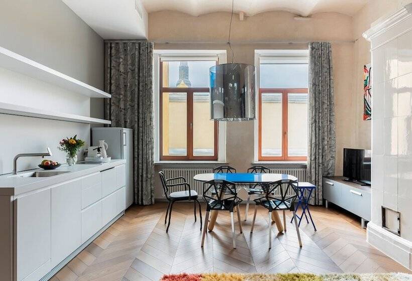 两卧行政公寓, Boutique Hotel Villa Perlov