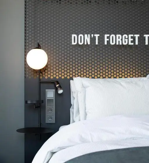 اتاق استاندارد, Quality Hotel The Box
