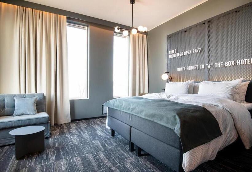 Номер Deluxe, Quality Hotel The Box