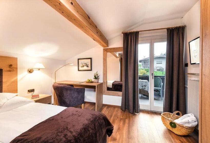 Номер Стандарт Индивидуальный с Балконом, Alpwellhotel Burggräfler