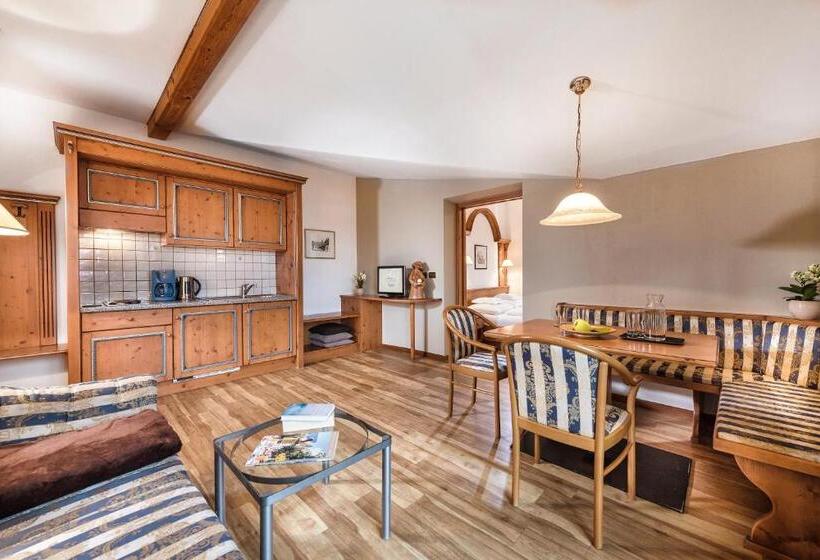 شقة غرفة واحدة, Alpwellhotel Burggräfler