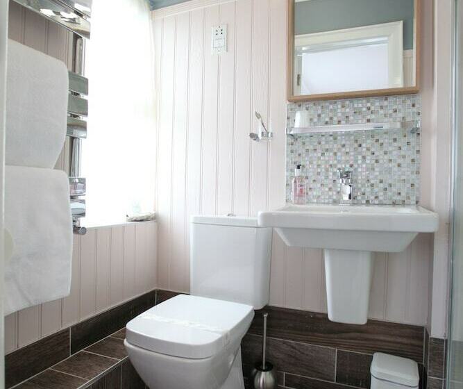 标准间, Anvershiel House