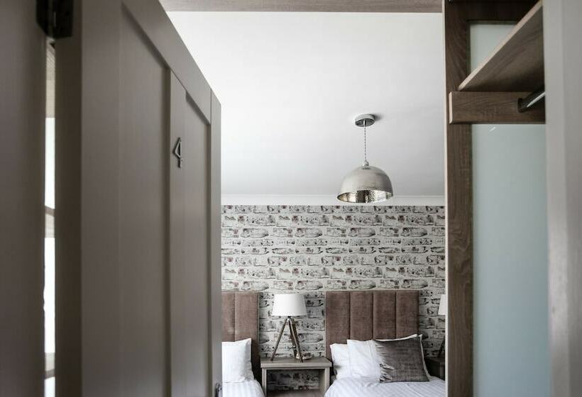 标准间, Anvershiel House