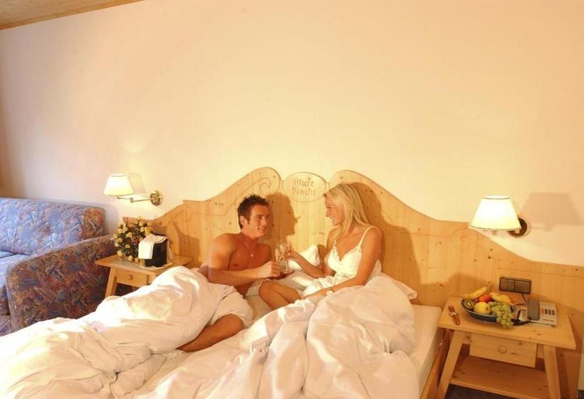 스탠다드 룸, Piné