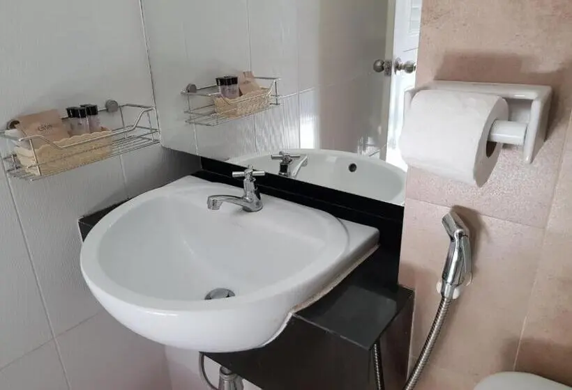 اتاق خانوادگی, Elite Residence Phitsanulok Sha