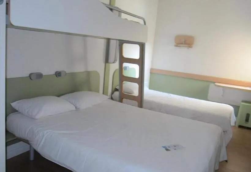 スタンダードトリプルルーム, Ibis Budget Pontivy