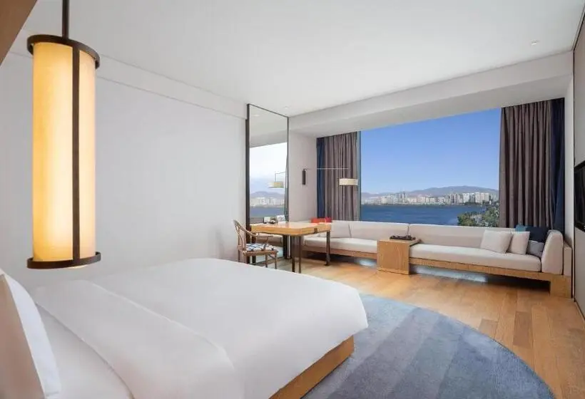 キングサイズベッドのスタンダードルーム, Indigo Dali Erhai, An Ihg