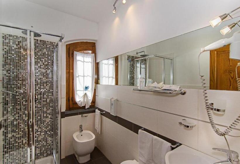 Трехместный Номер Стандарт Вид на Сад, La Casa Gialla