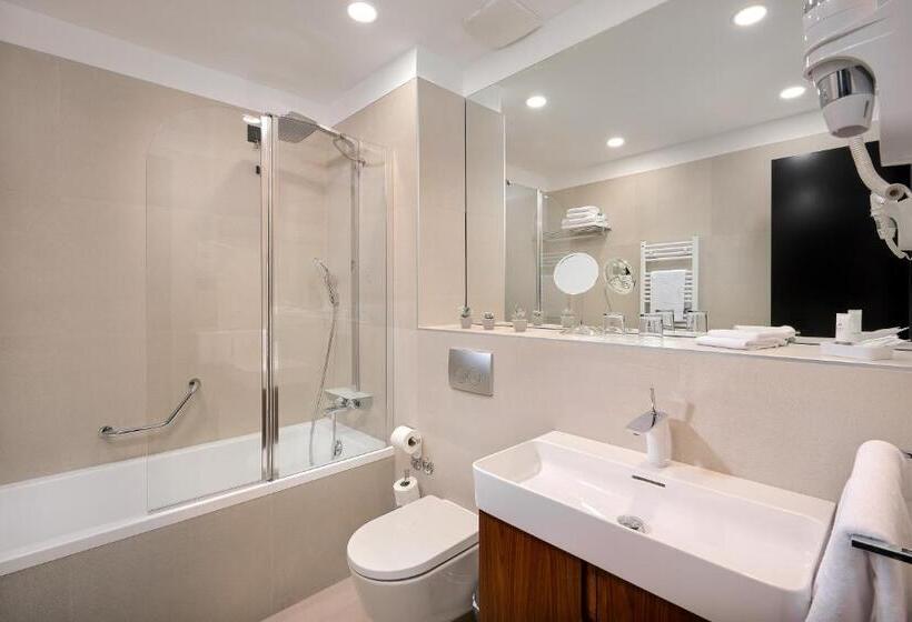 Стандартный Номер Кровать Кинг, Sia Split