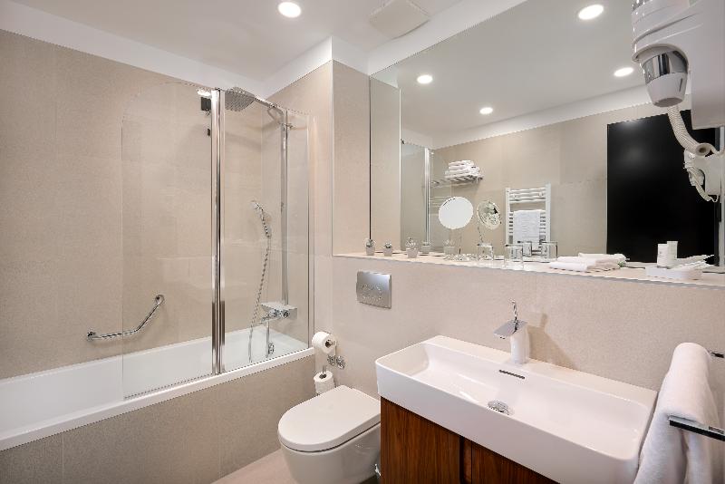 Номер Стандарт, Sia Split