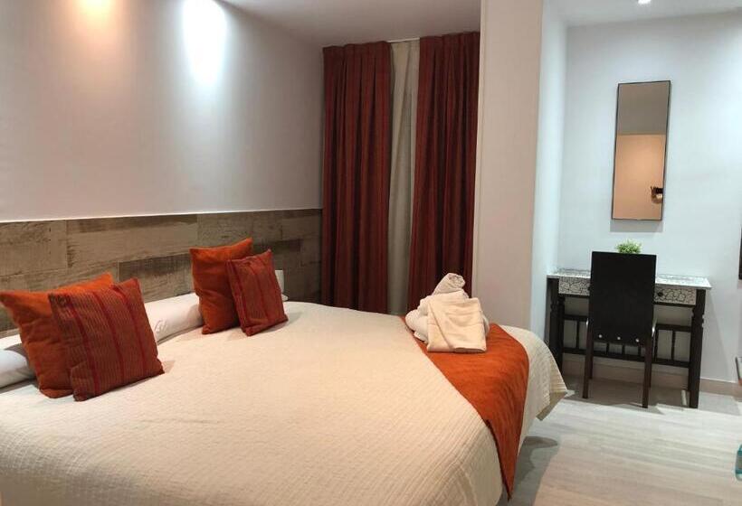 Номер Стандарт, Tres Estrellas Casa Maribona Gela