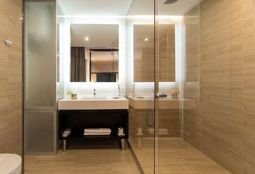 سوییت اجرایی, Dominic Smart & Luxury Suites  Republic Square