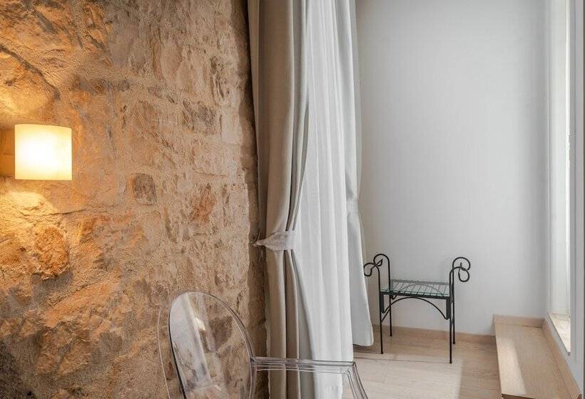 标准间, Palace Tartaglia